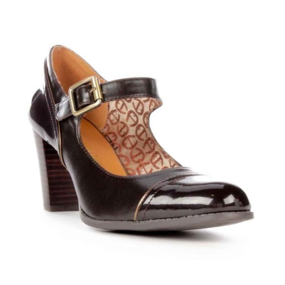 Etienne Aigner Shoes - Questa Mary Jane Pumps | Chocolate